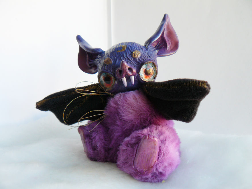 Beginner-Toymaker-Cute-Creepy-Toys-Lelea-Creatures