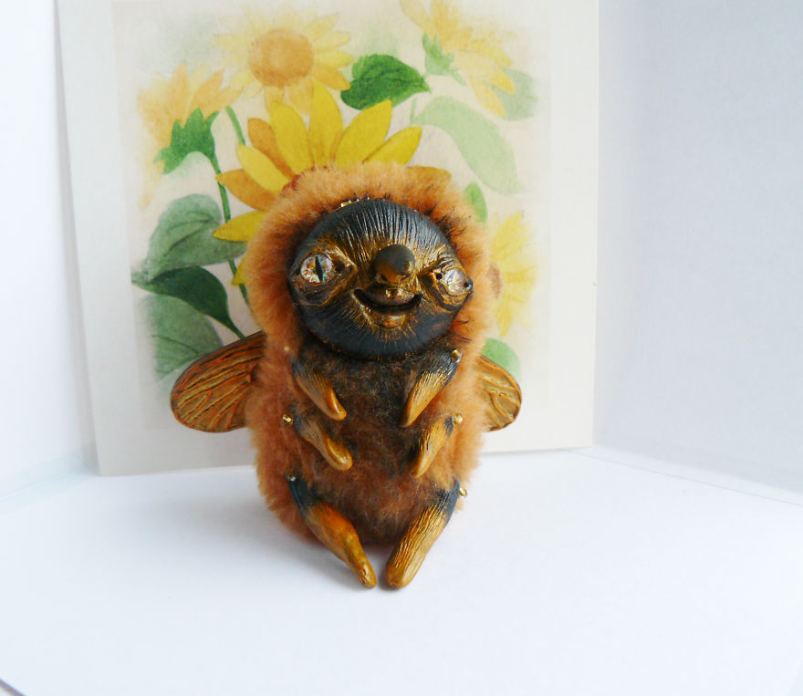 Beginner-Toymaker-Cute-Creepy-Toys-Lelea-Creatures
