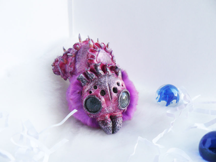 Beginner-Toymaker-Cute-Creepy-Toys-Lelea-Creatures