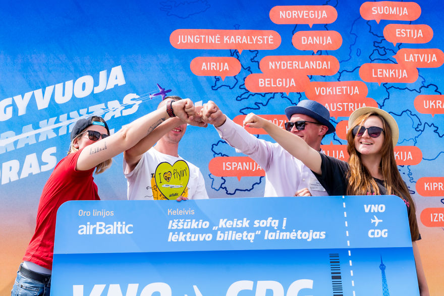 These People Sat For 45 Hours To Win Plane Tickets To Paris