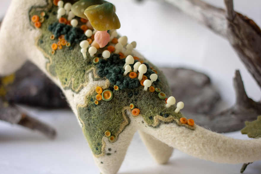 I Make These Adorable Felted Dragons Inspired By The Nature Around Me