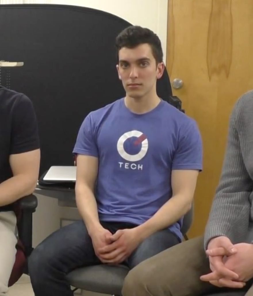 Woman Reveals Her Transition Photos After Taking Hormones For 14 Months