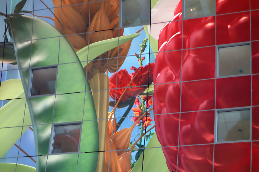 6 Years Ago, I Designed A Huge Digital Mural For Rotterdam’s Markthal And It’s Still The Craziest Project In My Career