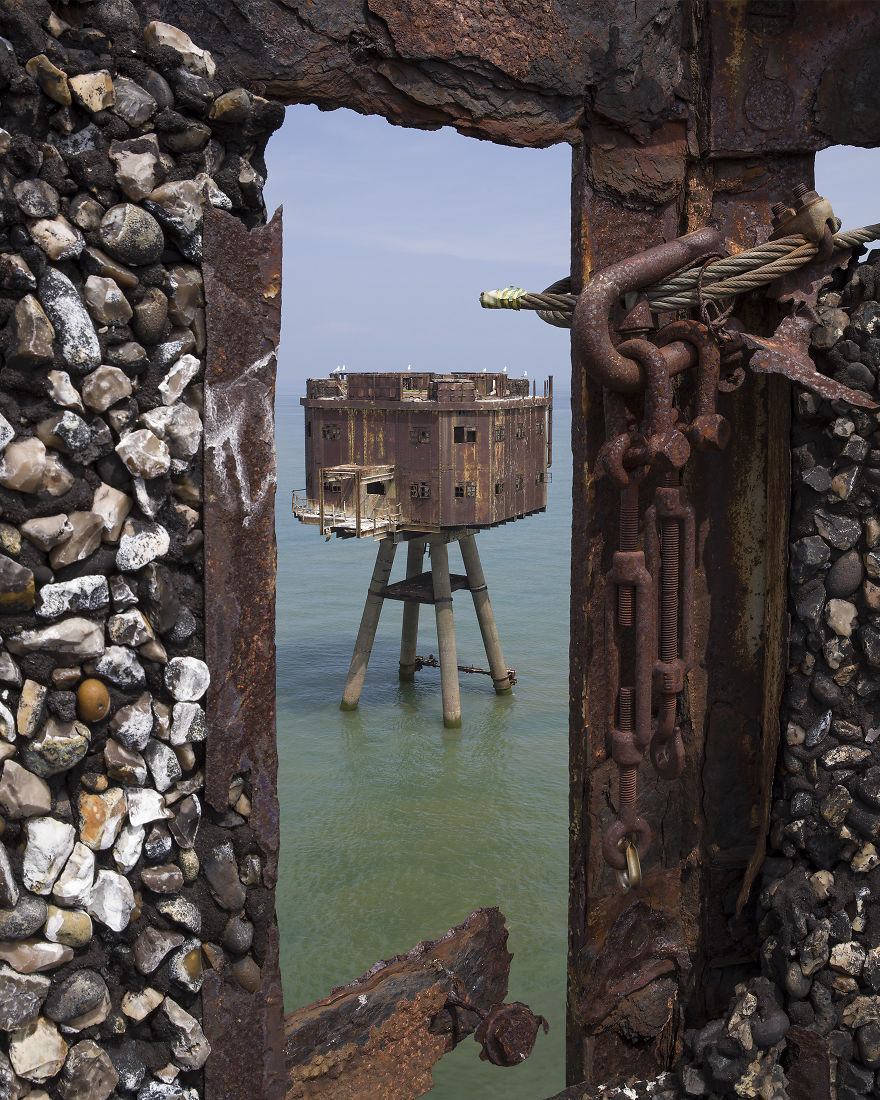 I Photographed WWII Gun Towers In Thames Estuary, UK I Photographed WWII Gun Towers In Thames Estuary, UK