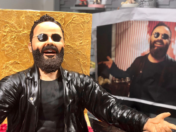 Woman Makes Hyper-Realistic Cakes That Look More Like Works Of Art