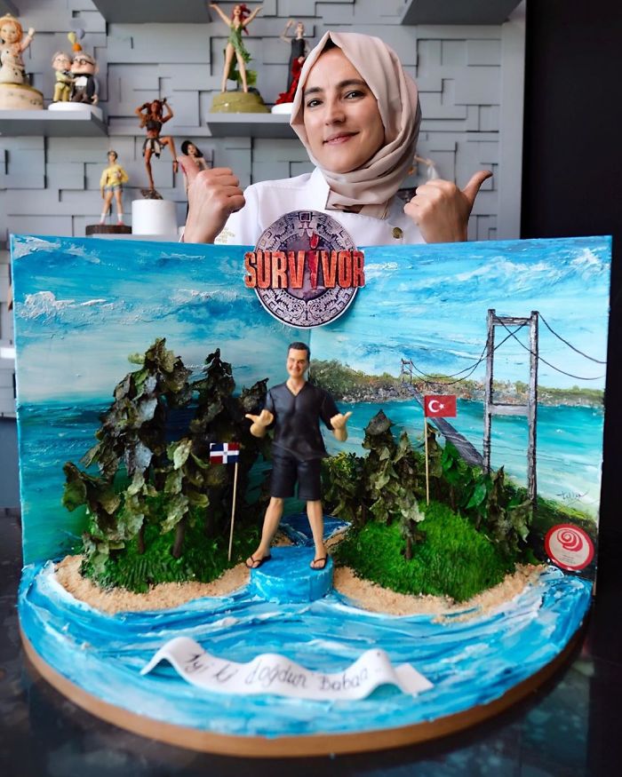 Woman Makes Hyper-Realistic Cakes That Look More Like Works Of Art