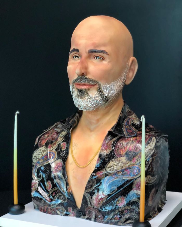 Woman Makes Hyper-Realistic Cakes That Look More Like Works Of Art