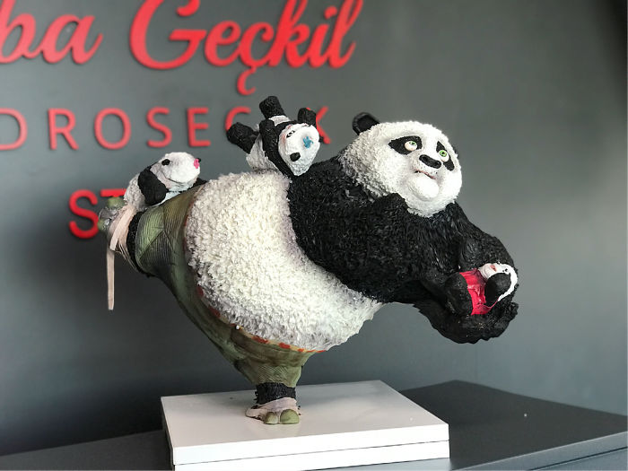 Woman Makes Hyper-Realistic Cakes That Look More Like Works Of Art