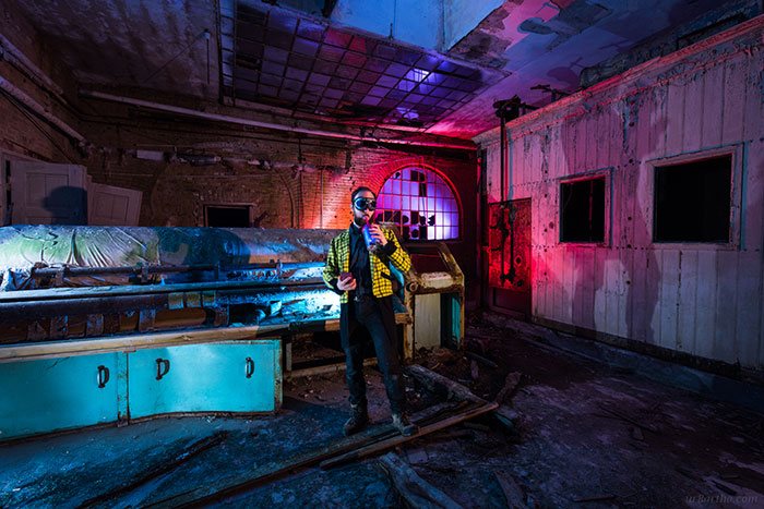 I Camp Alone In Abandoned Places To Photograph Them At Night With A Lot Of Light (17 New Pics)