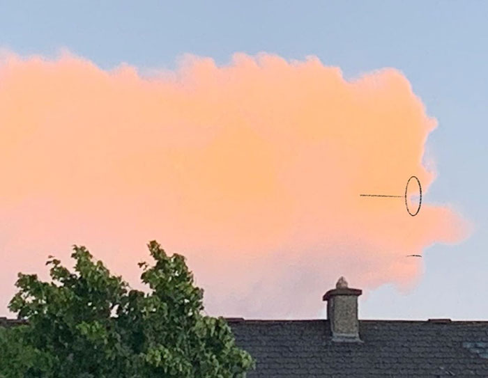 Artist Posts Funny Cloud Doodles On Twitter, People Like Them So Much That They Respond With Their Own Doodles Artist Posts Funny Cloud Doodles On Twitter, People Like Them So Much That They Respond With Their Own Doodles