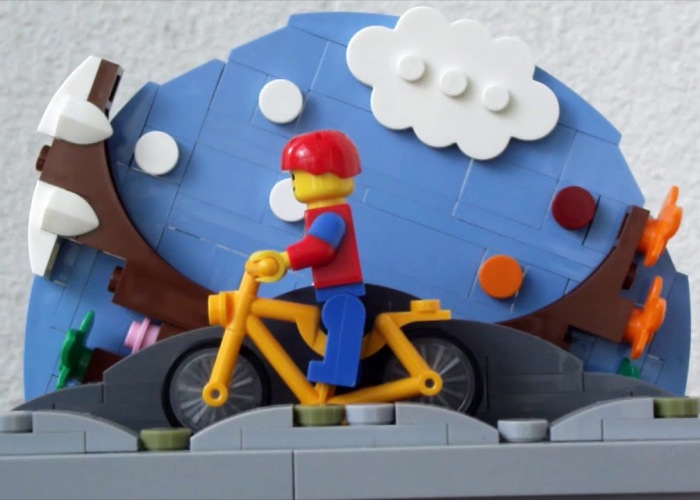 During Lockdown I Missed Biking, So I Built A LEGO Bicycling Set
