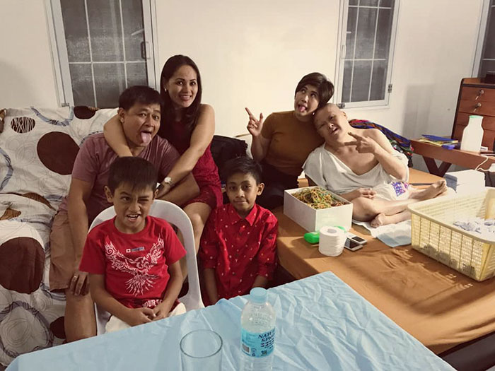 Daughter Writes A Touching 50th Birthday Letter To Her Dad With Down Syndrome