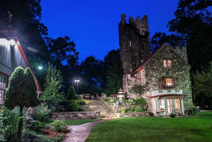 This 2,000-Square-Foot $529,000 Helmer Castle Is Now Up For Sale This 2,000-Square-Foot $529,000 Helmer Castle Is Now Up For Sale