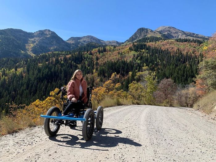 Man Designs An Off-Road "Wheelchair" So That His Wife Can Go Places She Never Imagined, It's Now Up For Mass-Production Man Designs An Off-Road "Wheelchair" So That His Wife Can Go Places She Never Imagined, It's Now Up For Mass-Production