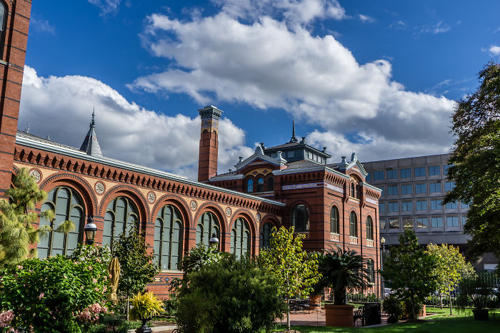 30 Non-Americans Explain What They Like Best About The United States And Their Answers Go Viral