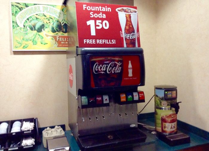 30 Non-Americans Explain What They Like Best About The United States And Their Answers Go Viral