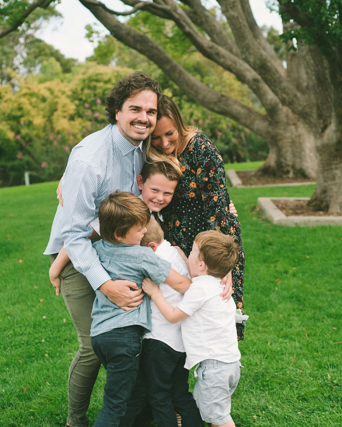 Dad Who Pays His Son $1 For Every Book Read Posts That He's Already Out $120, Divides The Internet On This Parenting Tactic Dad Who Pays His Son $1 For Every Book Read Posts That He's Already Out $120, Divides The Internet On This Parenting Tactic