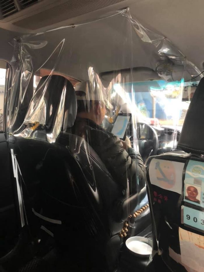 People Share How Taxis And Uber 'Upgraded' Themselves For The Pandemic And It's Genius (17 Pics) People Share How Taxis And Uber 'Upgraded' Themselves For The Pandemic And It's Genius (17 Pics)