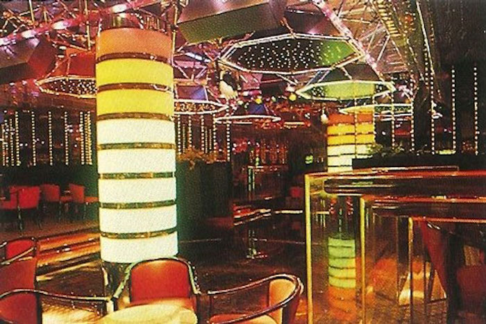 The World&rsquo;s First Luxury Floating Hotel Built In The 1980s For Watching The Great Barrier Reef Ends Up In North Korea