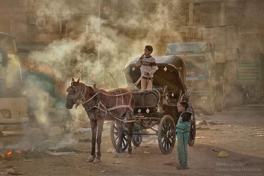 This Photographer Captures Everyday Life In Russia In Sincere Photographs (New Pics)