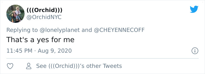 Italians Are Reviving The 17th Century "Wine Window" Tradition That Was Used During The Plague Italians Are Reviving The 17th Century "Wine Window" Tradition That Was Used During The Plague