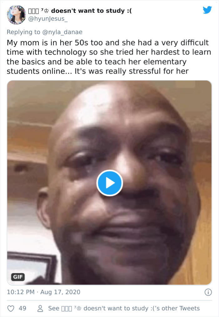 People Are Reminding Students To Stay Away From Snide Remarks About Older Teachers Struggling With Technology In This Wholesome Thread