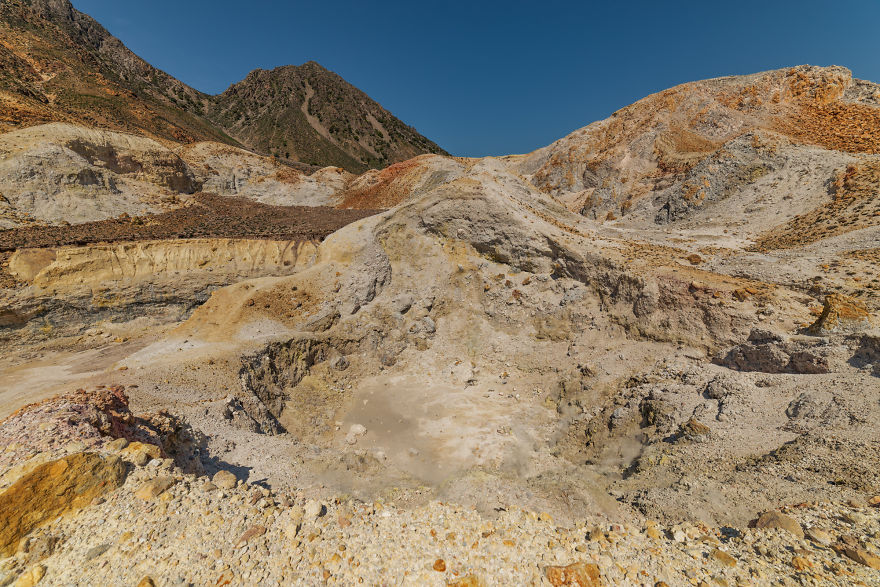 I Had An Opportunity To Visit The World's Largest Hydrothermal Crater (16 Pics)