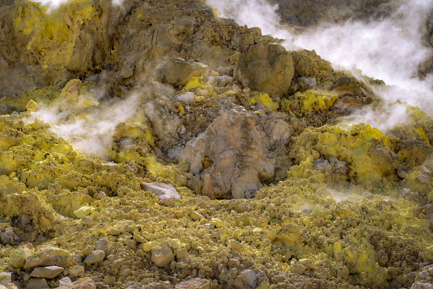 I Had An Opportunity To Visit The World's Largest Hydrothermal Crater (16 Pics)