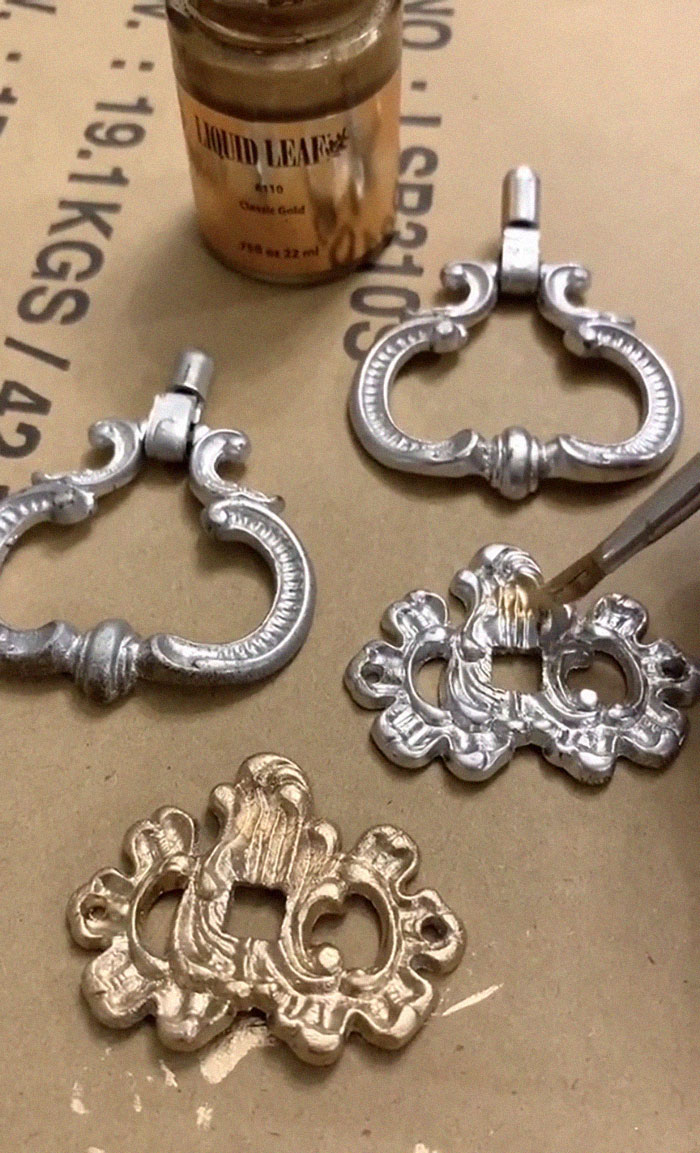 Mom Transforms Her House Into A Disney Fairytale (35 Pics)