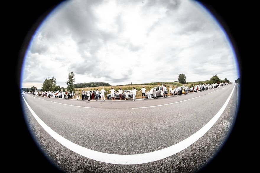 Belarus Is Facing The Biggest Protests In History And 50,000 Lithuanians Joined Hands In The ‘Freedom Way’ In Solidarity Belarus Is Facing The Biggest Protests In History And 50,000 Lithuanians Joined Hands In The ‘Freedom Way’ In Solidarity