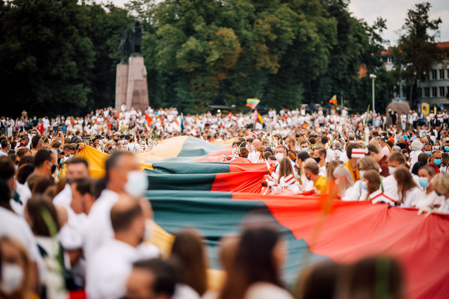 Belarus Is Facing The Biggest Protests In History And 50,000 Lithuanians Joined Hands In The ‘Freedom Way’ In Solidarity Belarus Is Facing The Biggest Protests In History And 50,000 Lithuanians Joined Hands In The ‘Freedom Way’ In Solidarity