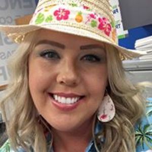 ashleyhollar78 avatar