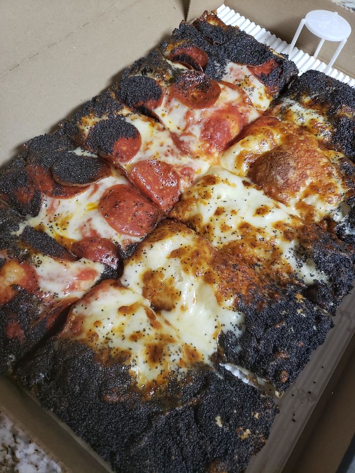 Ordered A Pizza With "Super Extra Mega Poppy Seed Crust" In The Notes. Was Not Disappointed