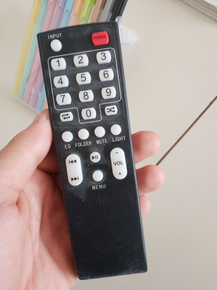 Look At The Volume Button