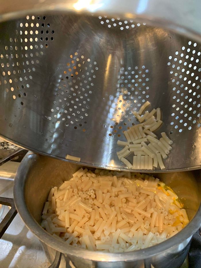 This IKEA Colander Has A Lip That Curves Inward That Traps Pasta