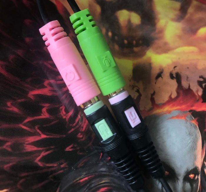 This Headphone/Microphone Adapter That Has The Colors Mixed Up. I Wondered For 20 Minutes Why I Couldn’t Get Them To Work Before Realizing