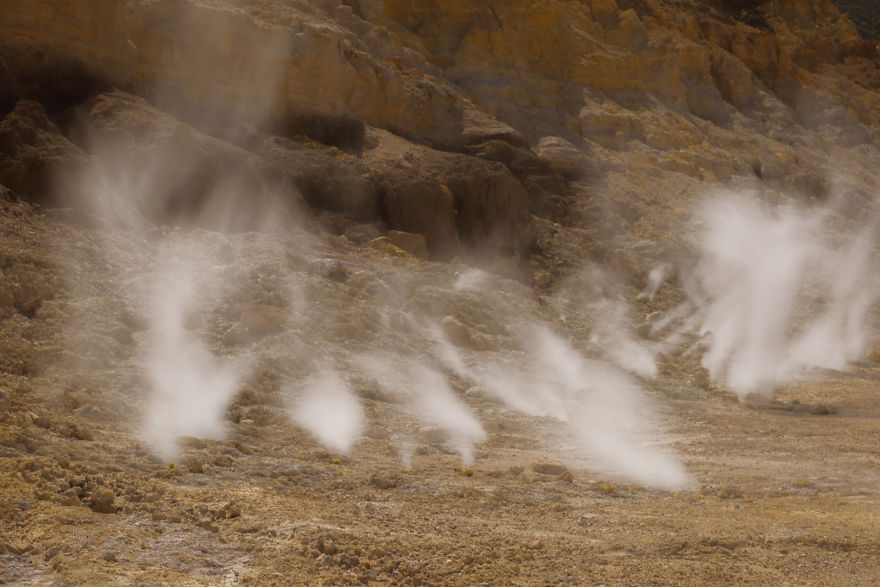 I Had An Opportunity To Visit The World's Largest Hydrothermal Crater (16 Pics)