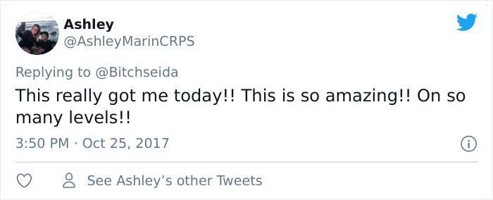 Woman Shares Photo Of Her Mom With Her New Boyfriend, Another Girl Recognizes Her Own Dad And Gets Confused