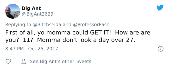 Woman Shares Photo Of Her Mom With Her New Boyfriend, Another Girl Recognizes Her Own Dad And Gets Confused