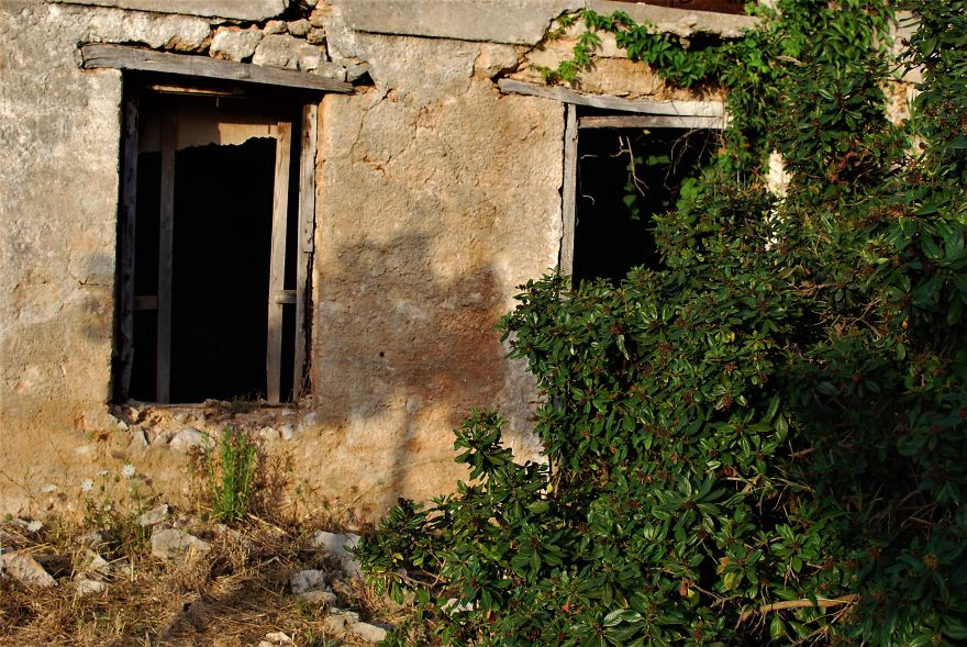 Abandoned Old Houses