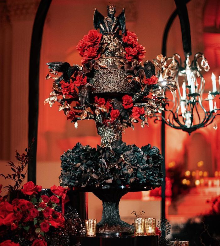 Cake-Art-Sugar-Decorations-Juliesimoncakes