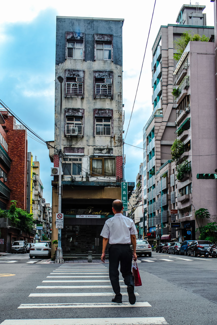 I Explored Taipei's Urban Hells