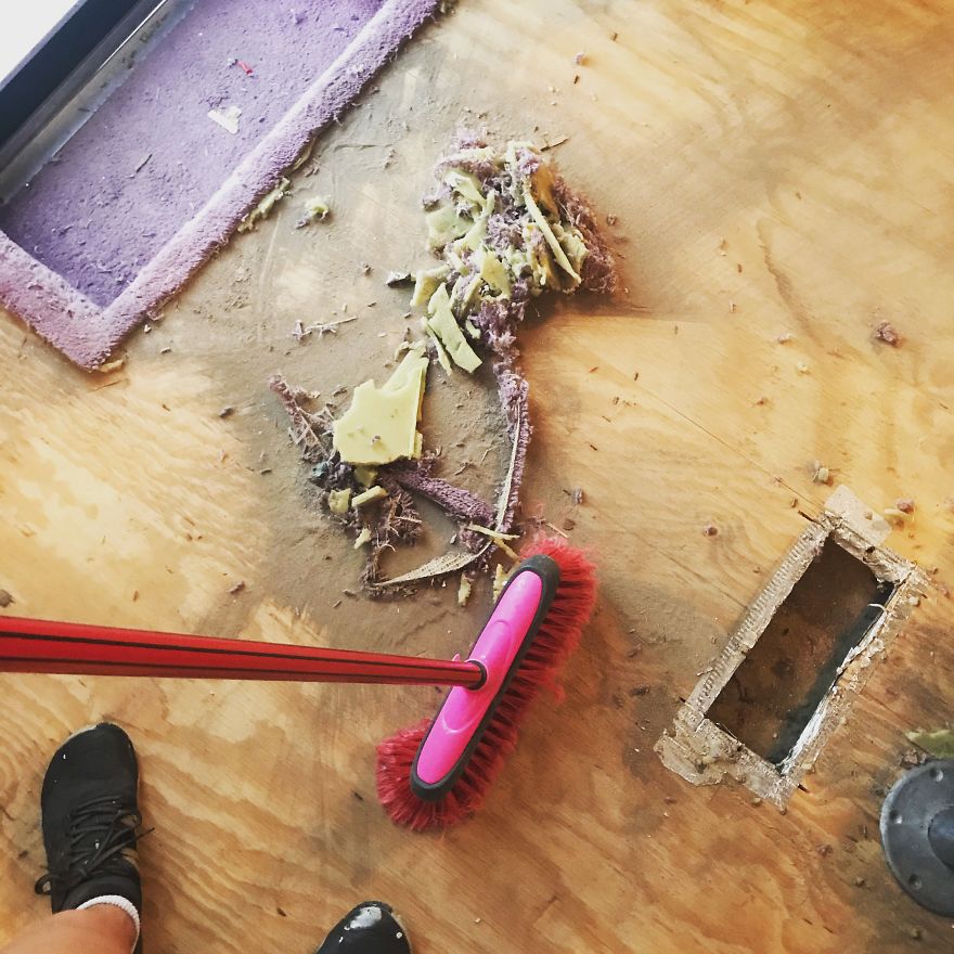 I Bought An Old 1995 RV, And Here's How I Transformed It Into A Beautiful Home For Me And Two Kittens That I Recently Adopted (21 Pics) I Bought An Old 1995 RV, And Here's How I Transformed It Into A Beautiful Home For Me And Two Kittens That I Recently Adopted (21 Pics)