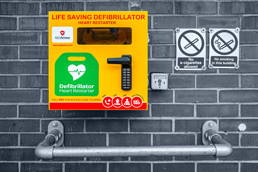 Traveling To London In Social Isolation
(My Journey As A Street Photographer)