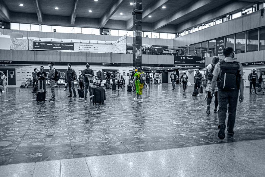 Traveling To London In Social Isolation
(My Journey As A Street Photographer)