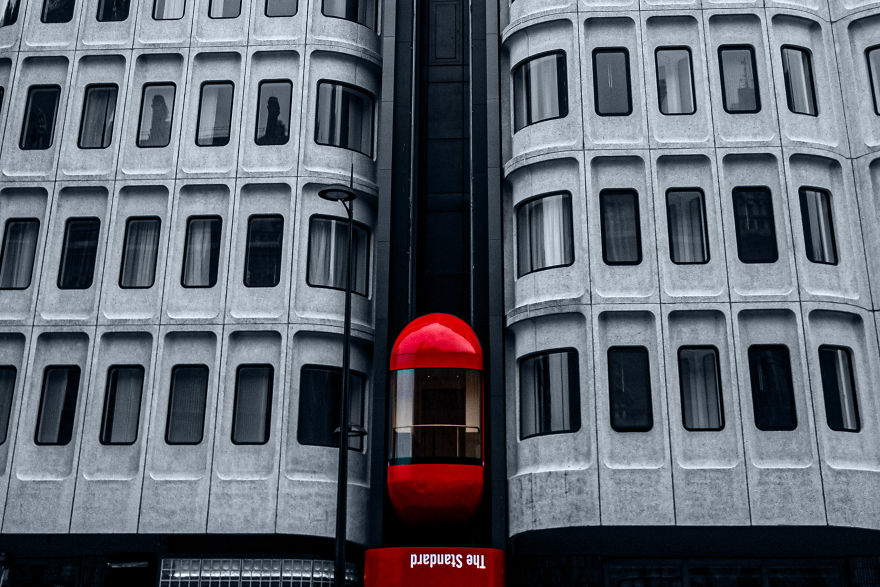 Traveling To London In Social Isolation
(My Journey As A Street Photographer)