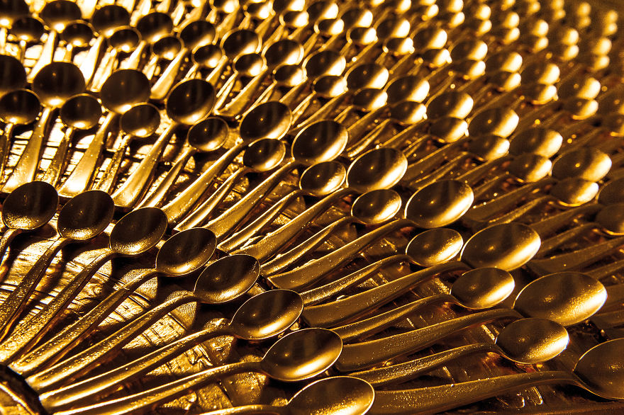 I Make Circles Out Of Cutlery And LED Lighting To Produce These 36 Spectacular Images I Make Circles Out Of Cutlery And LED Lighting To Produce These 36 Spectacular Images