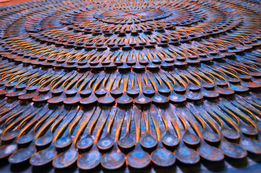 I Make Circles Out Of Cutlery And LED Lighting To Produce These 36 Spectacular Images I Make Circles Out Of Cutlery And LED Lighting To Produce These 36 Spectacular Images