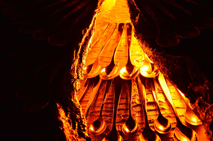 I Make Circles Out Of Cutlery And LED Lighting To Produce These 36 Spectacular Images I Make Circles Out Of Cutlery And LED Lighting To Produce These 36 Spectacular Images