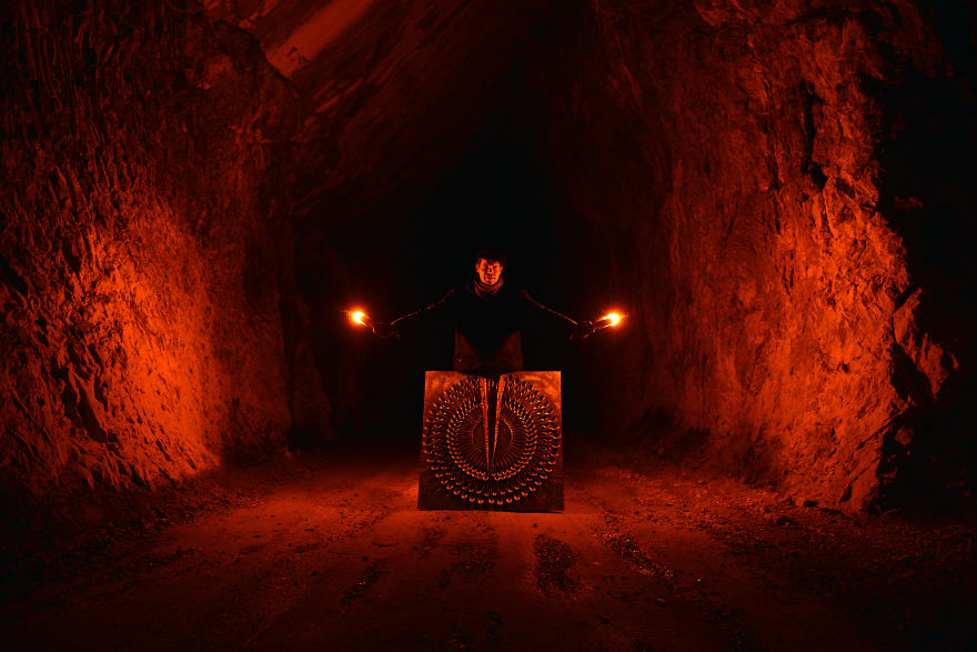 I Make Circles Out Of Cutlery And LED Lighting To Produce These 36 Spectacular Images I Make Circles Out Of Cutlery And LED Lighting To Produce These 36 Spectacular Images